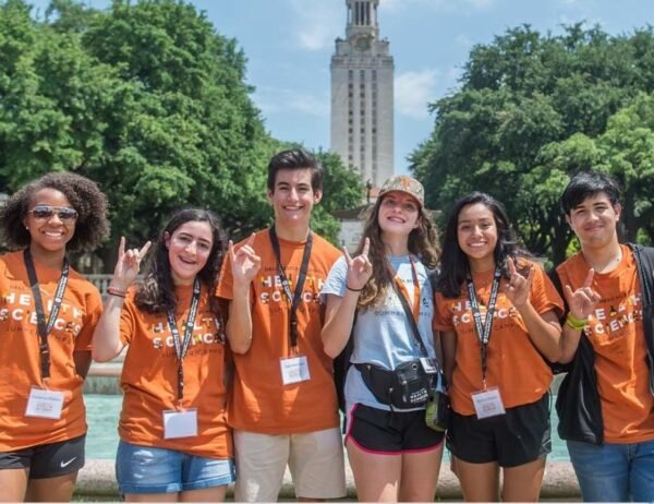 Tim50-Dots_Summer_Camps_Group-1296x728-1-e1695986431959 Image by
Ivypro Education